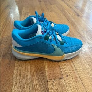 Men’s Nike Zoom 9.5